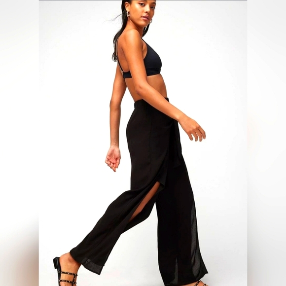 Women's Tie-Front Wrap Beach Pants - Black, size M - Picture 1 of 8